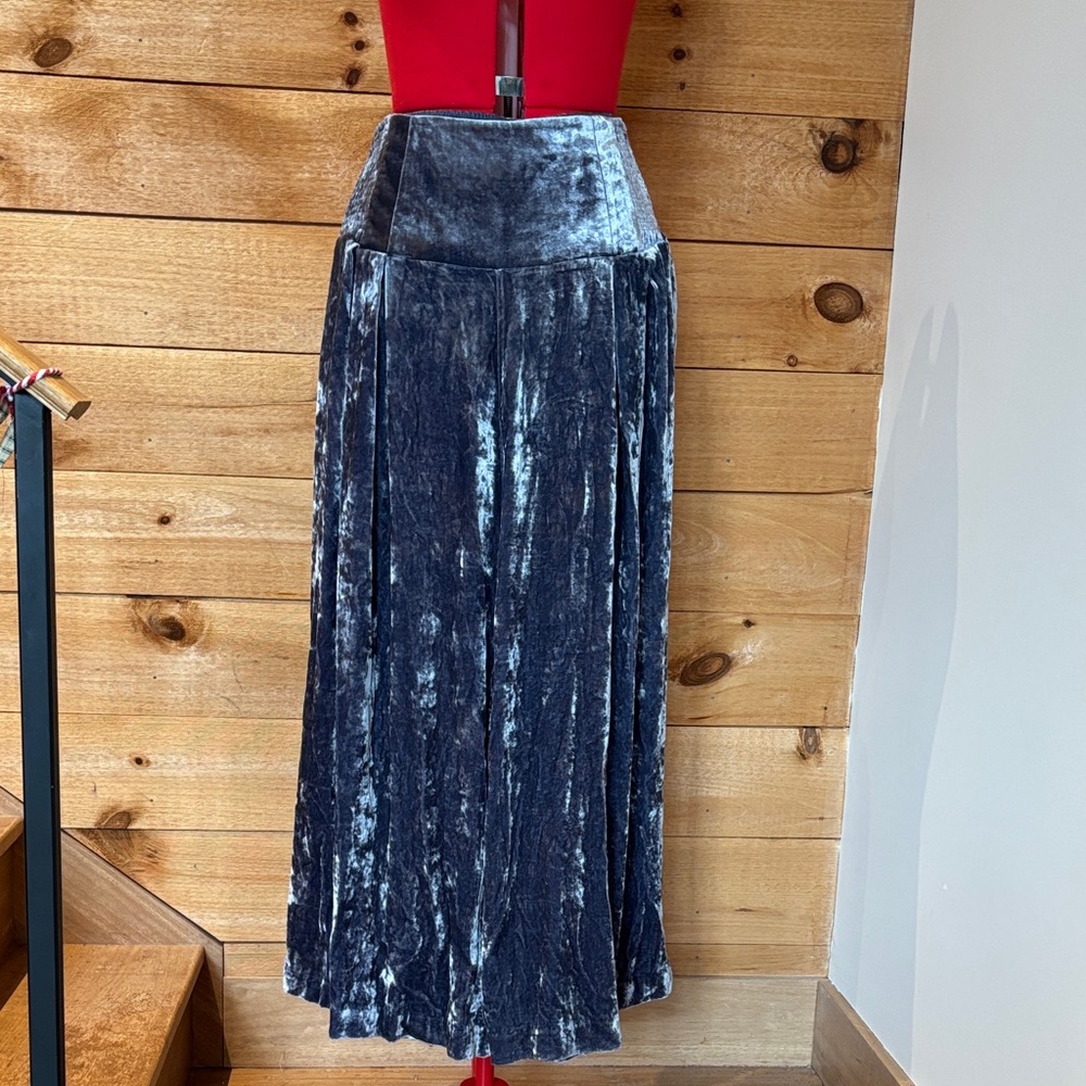 Anthropologie Silver-Gray Crushed Velvet pants